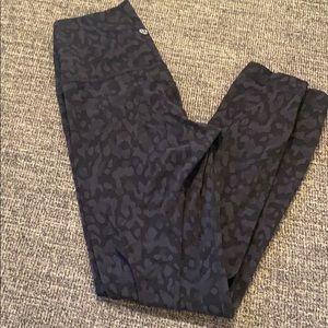 GUC Align Size 6 Lululemon
